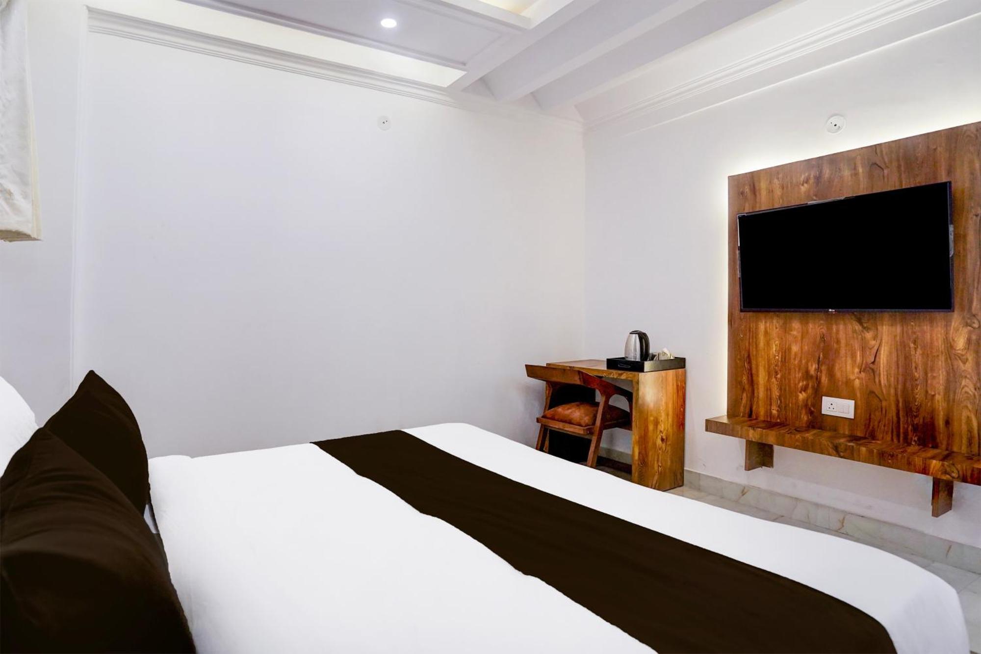 Townhouse Hotel Vaishali Grand Ghaziabad Exterior foto