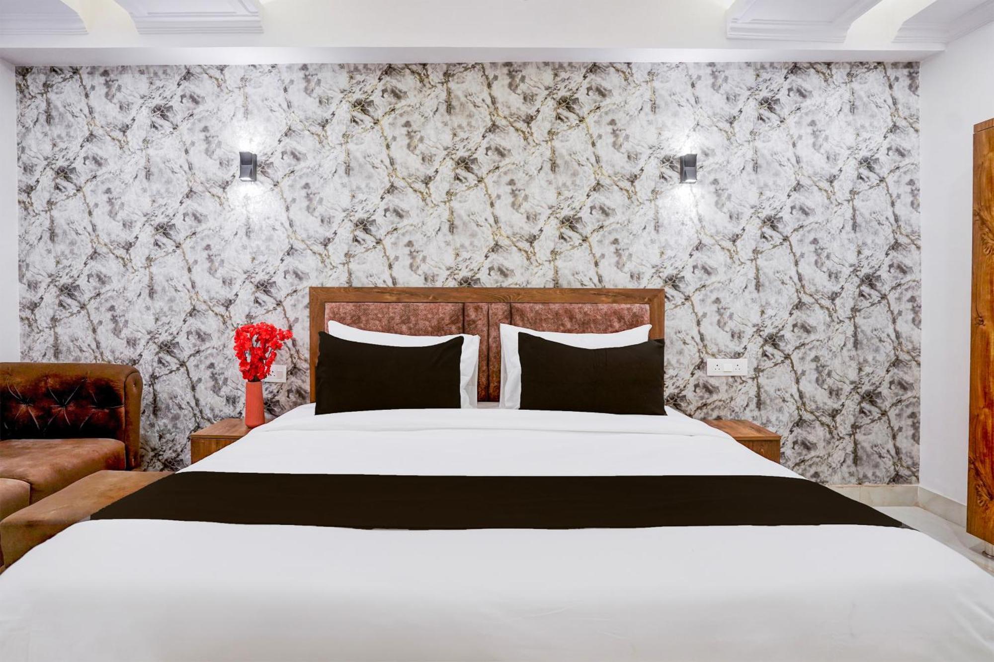 Townhouse Hotel Vaishali Grand Ghaziabad Exterior foto