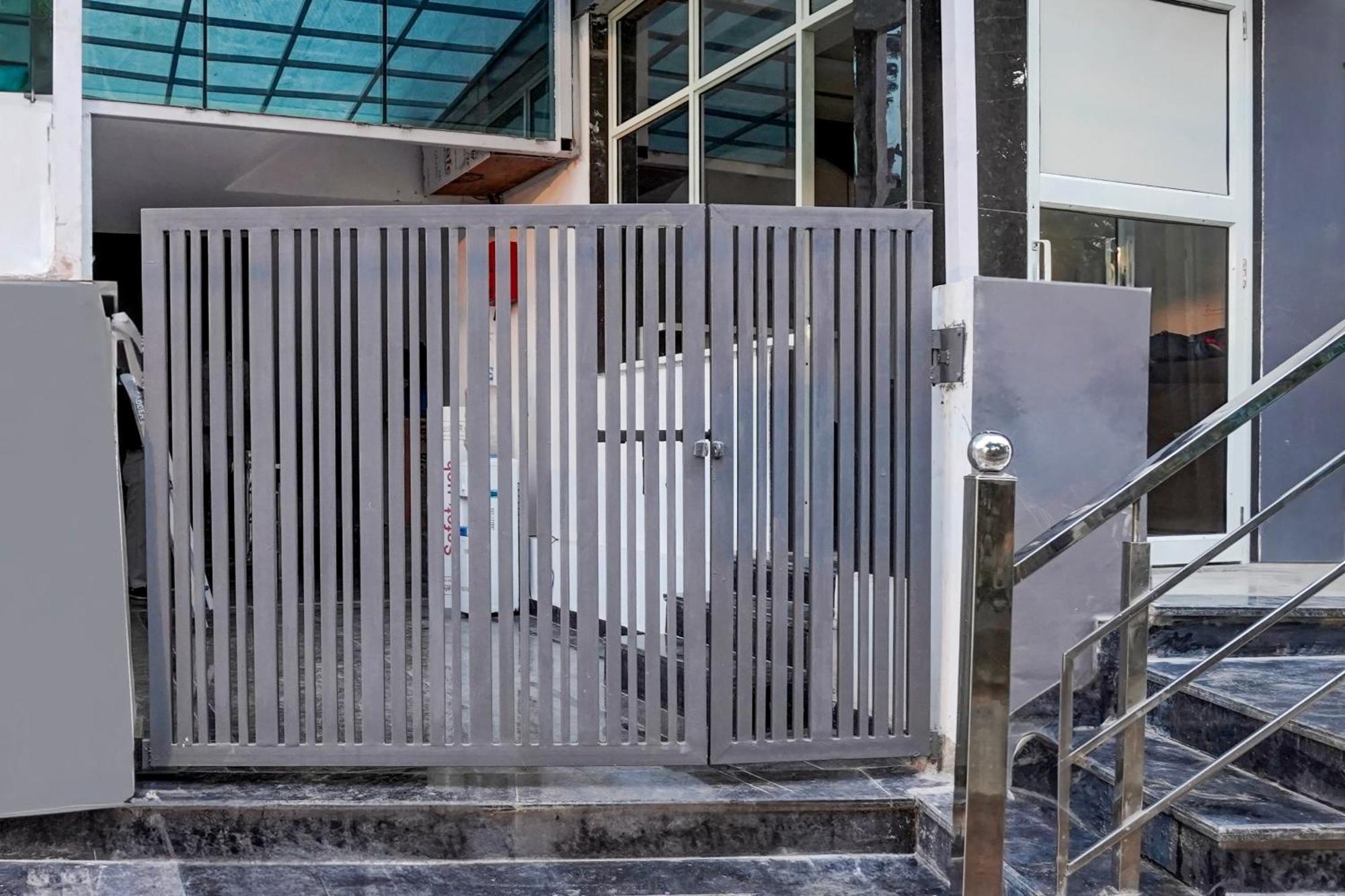 Townhouse Hotel Vaishali Grand Ghaziabad Exterior foto